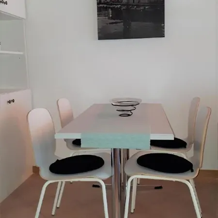 Gesamte In Cola Mit Privatem Garten * Lazise